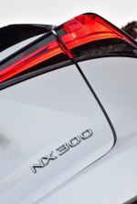 Lexus NX300 F-Sport 2017 года (ZA)